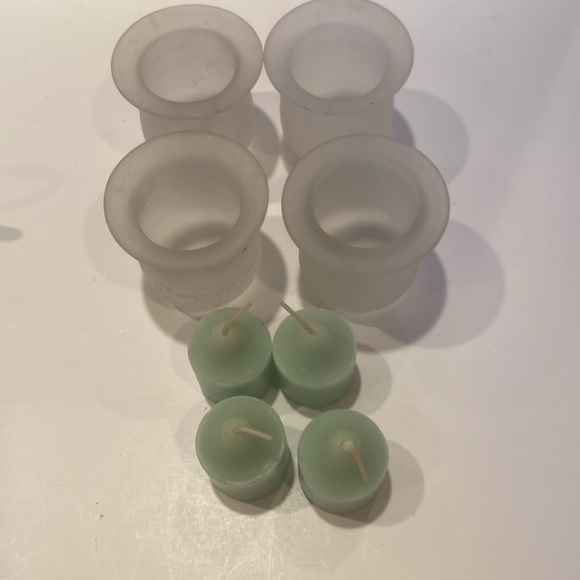 NWOT Set of 2 Wrought Iron Ornate Sconce Candleholders - Picture 7 of 7